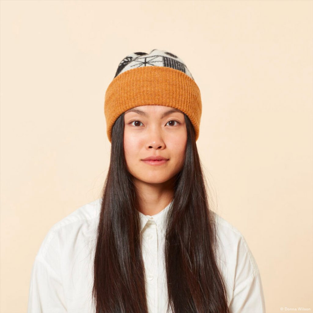 Monoglyph Beanie – Black